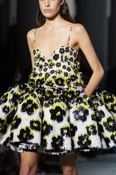Look 28
